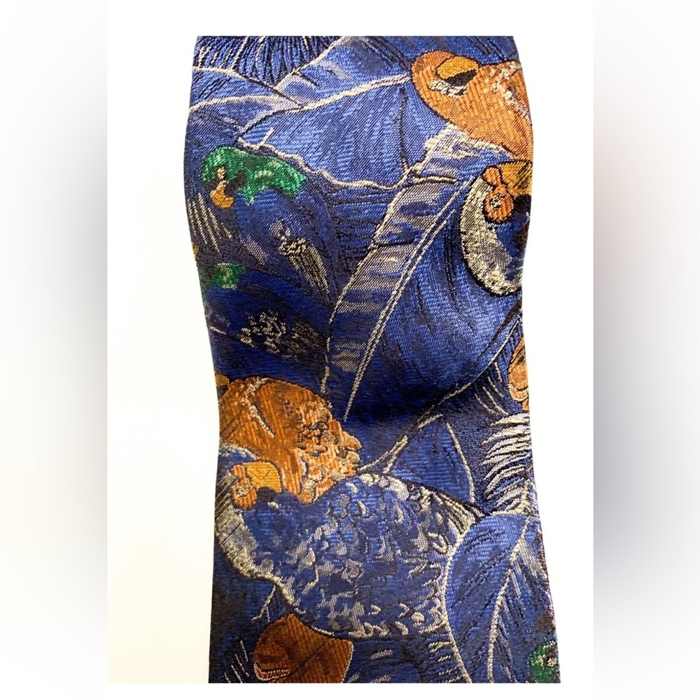 Hugo Boss Men's Tie Necktie 100% Silk Made in Italy Designer / Parrots / Birds - Picture 5 of 11